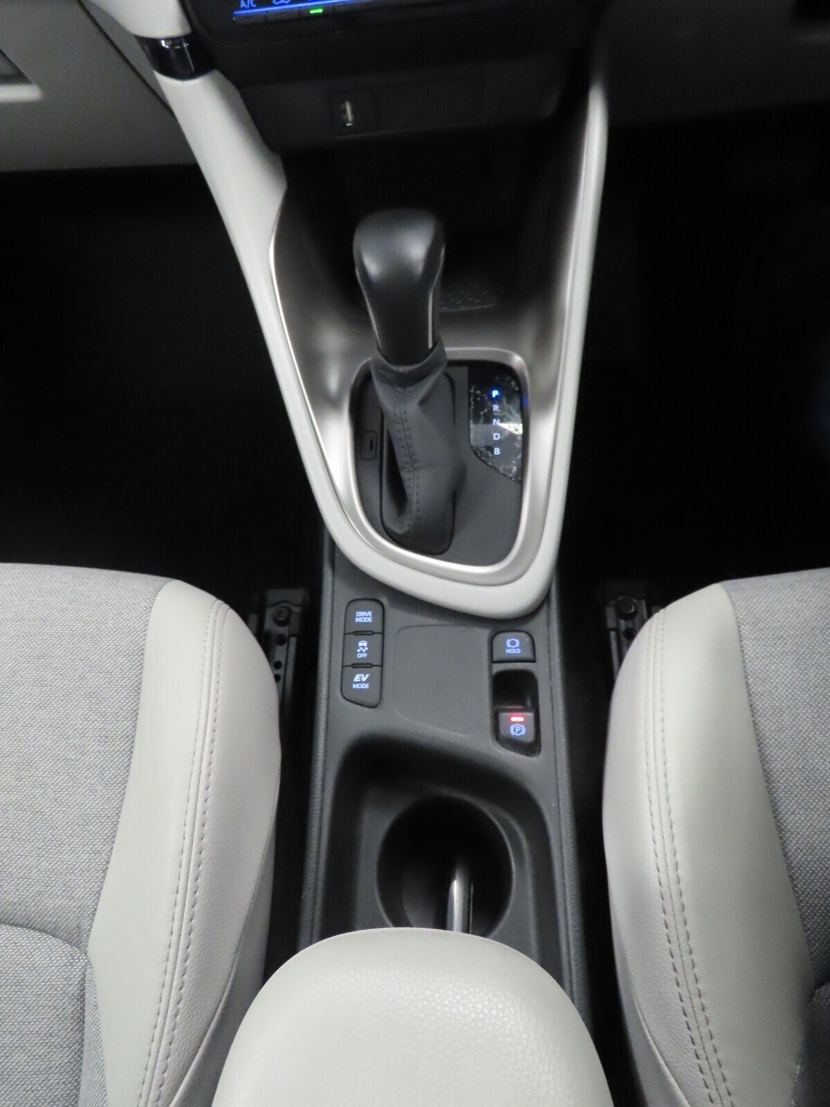 Used Toyota Yaris 2021 for sale - 77499672: Photo 28