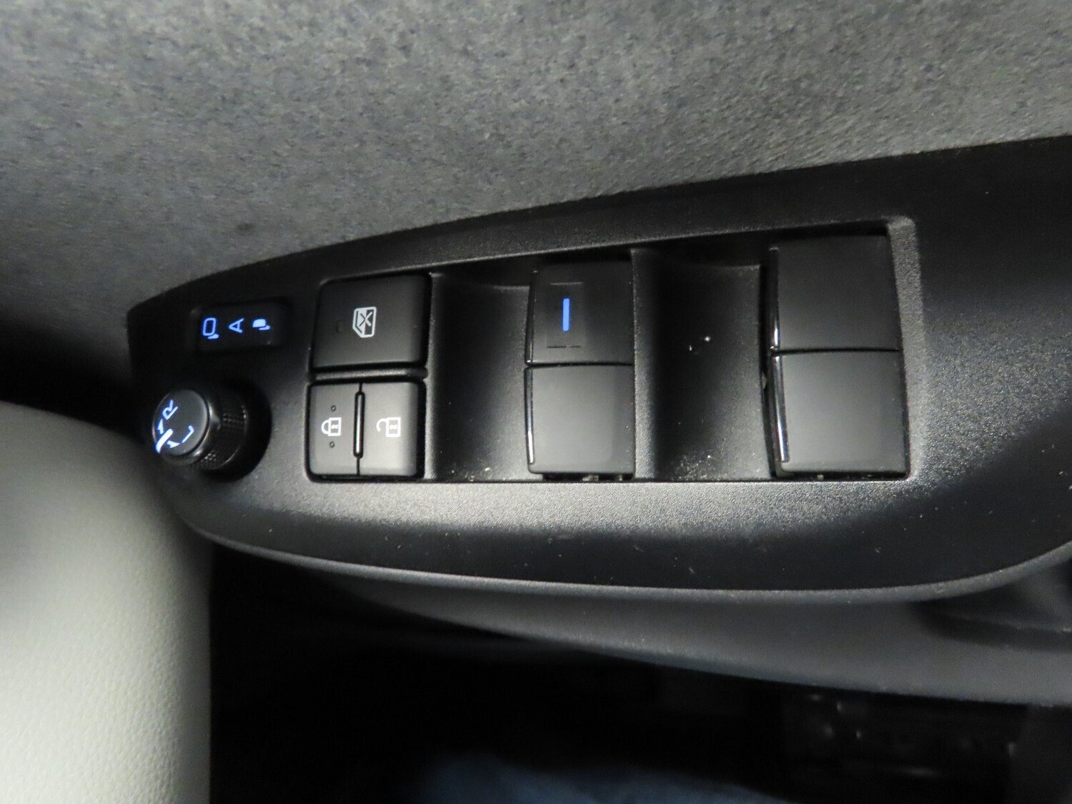 Used Toyota Yaris 2021 for sale - 77499672: Photo 29