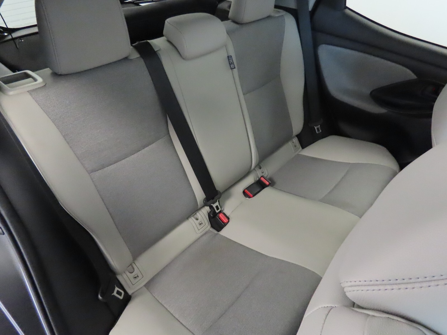 Used Toyota Yaris 2021 for sale - 77499672: Photo 34