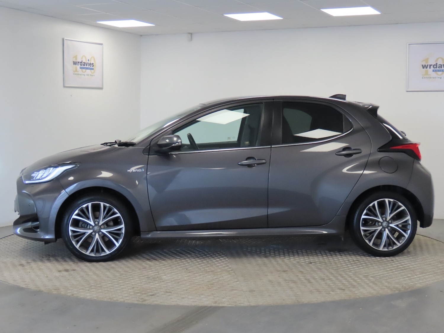 Used Toyota Yaris 2021 for sale - 77499672: Photo 4