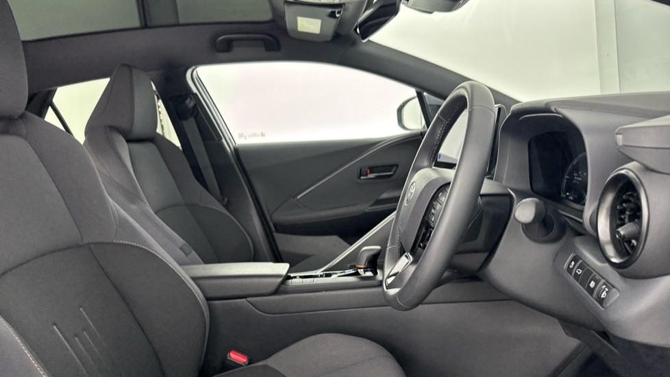 Used Toyota C-HR 2024 for sale - 78049834: Photo 17