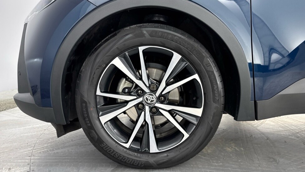 Used Toyota C-HR 2024 for sale - 78049834: Photo 21