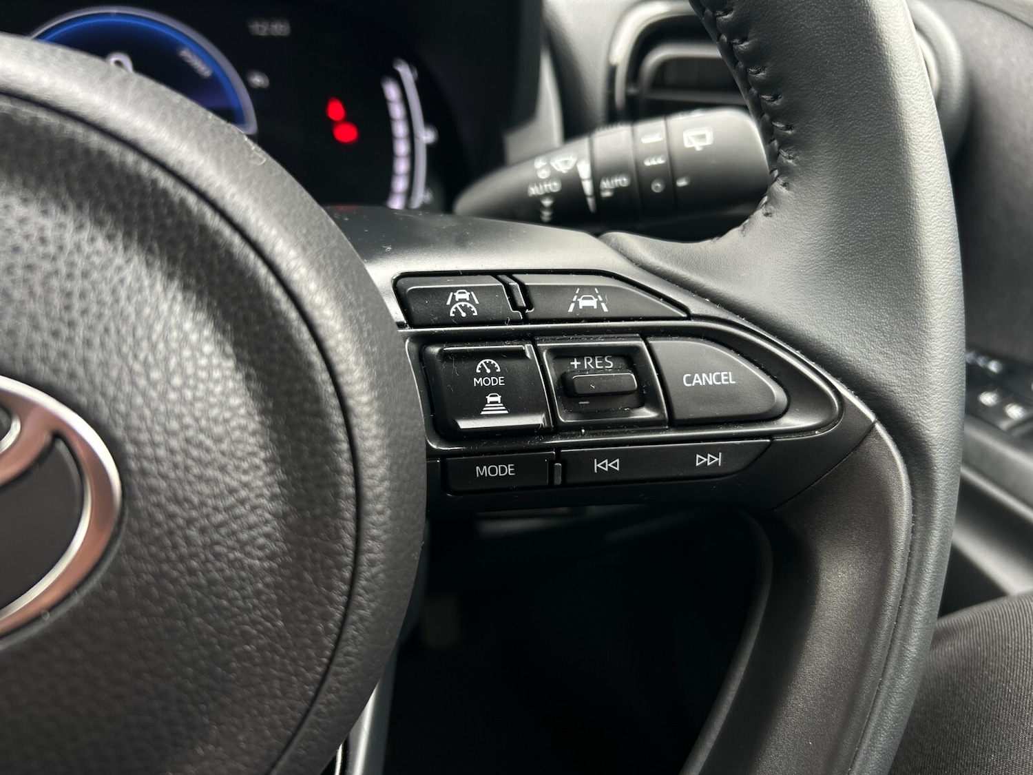 Used Toyota Yaris 2024 for sale - 76276560: Photo 26