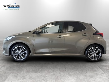 Used Toyota Yaris 2023 for sale - 78239528: Photo
