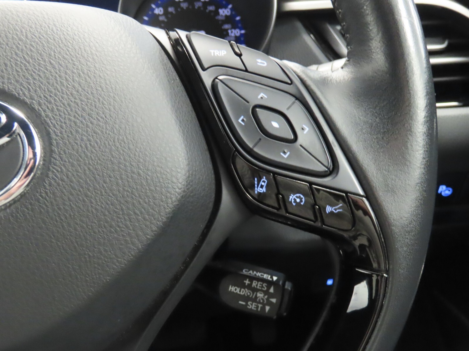 Used Toyota C-HR 2020 for sale - 76384441: Photo 19