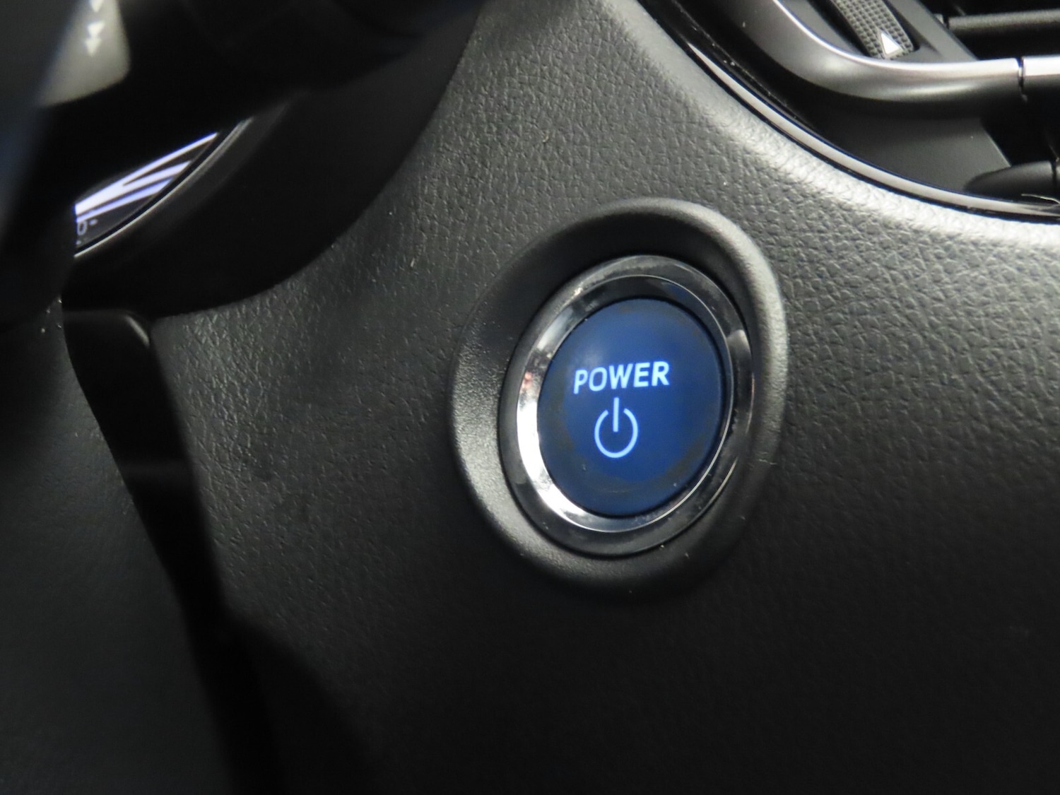 Used Toyota C-HR 2020 for sale - 76384441: Photo 28