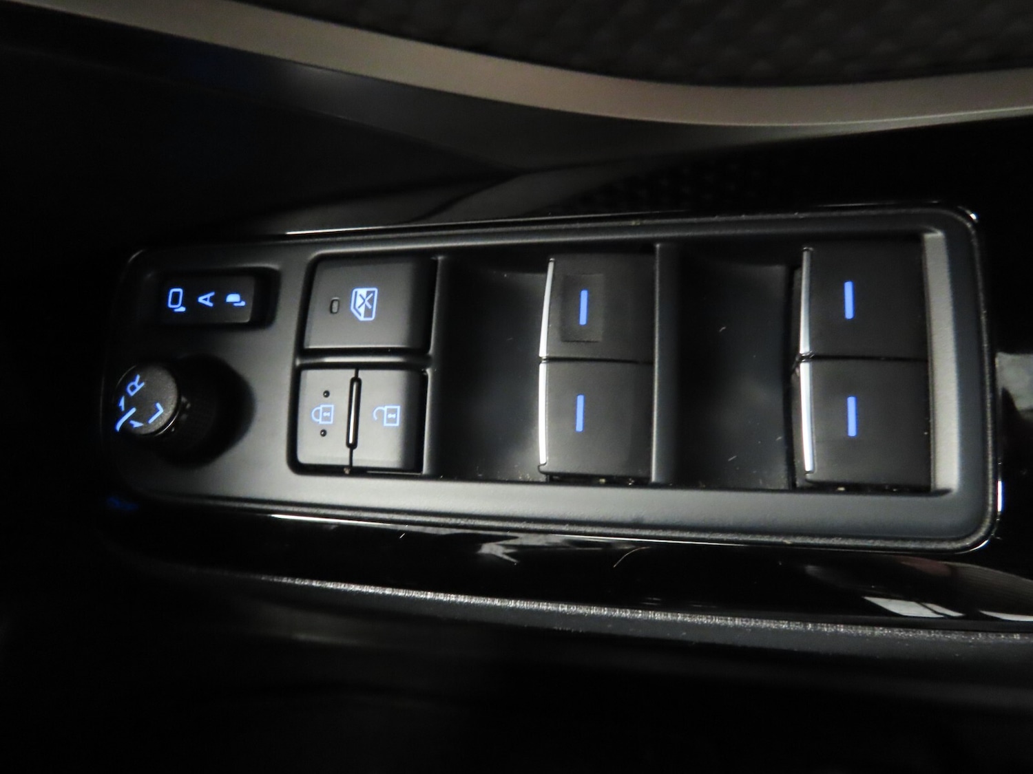 Used Toyota C-HR 2020 for sale - 76384441: Photo 29