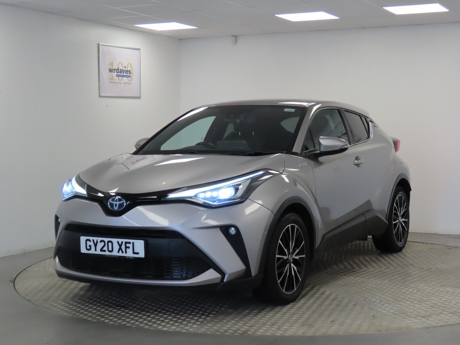 Used Toyota C-HR 2020 for sale - 76384441: Photo 3