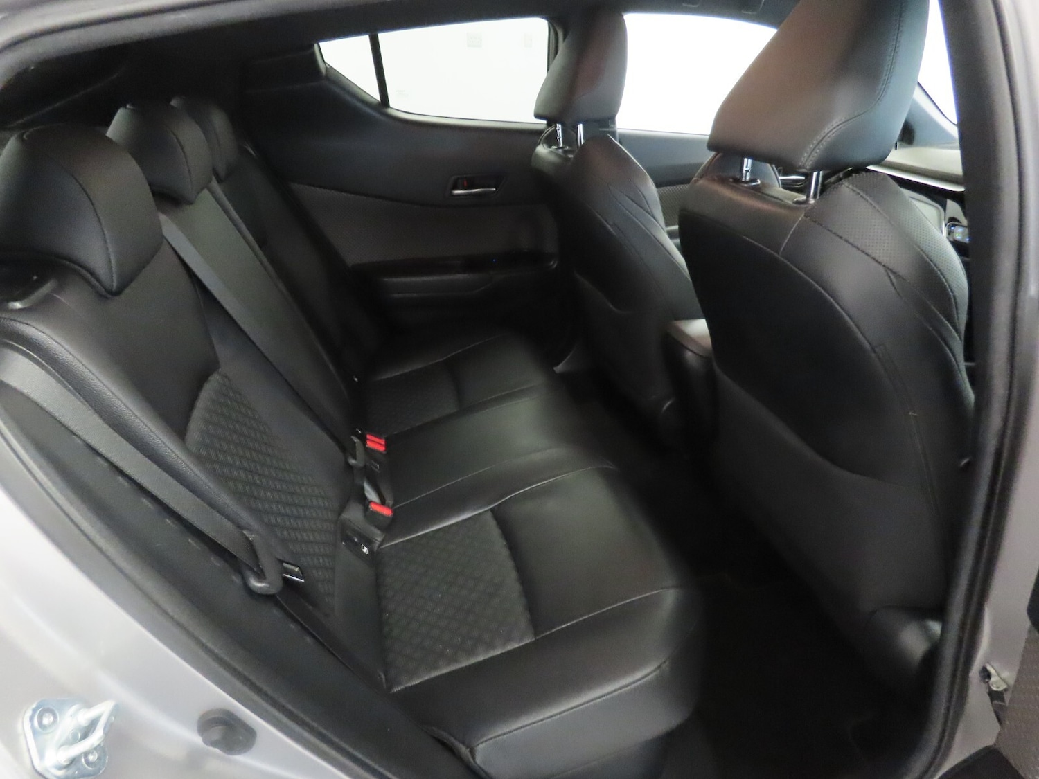 Used Toyota C-HR 2020 for sale - 76384441: Photo 32