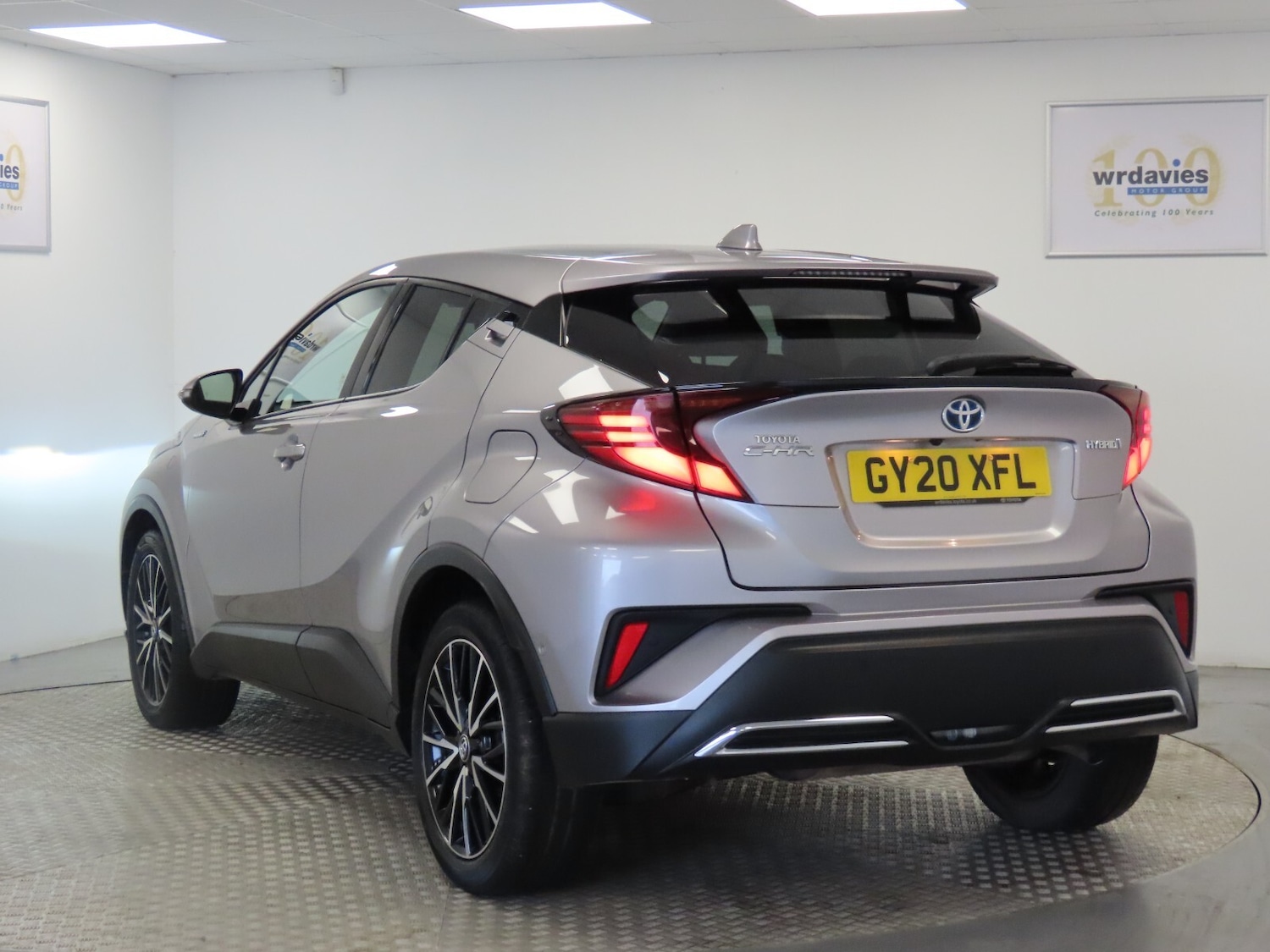 Used Toyota C-HR 2020 for sale - 76384441: Photo 5