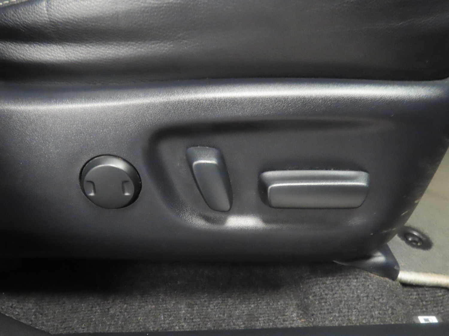 Used Toyota RAV4 2016 for sale - 77504211: Photo 30