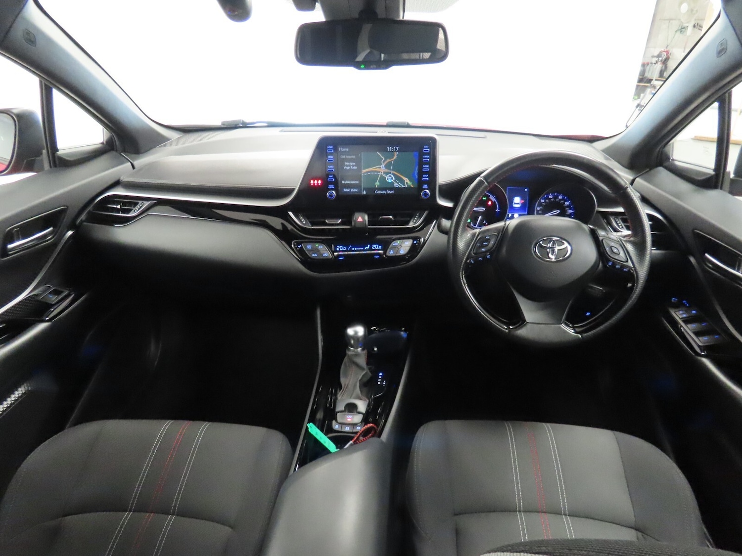 Used Toyota C-HR 2021 for sale - 76766182: Photo 30