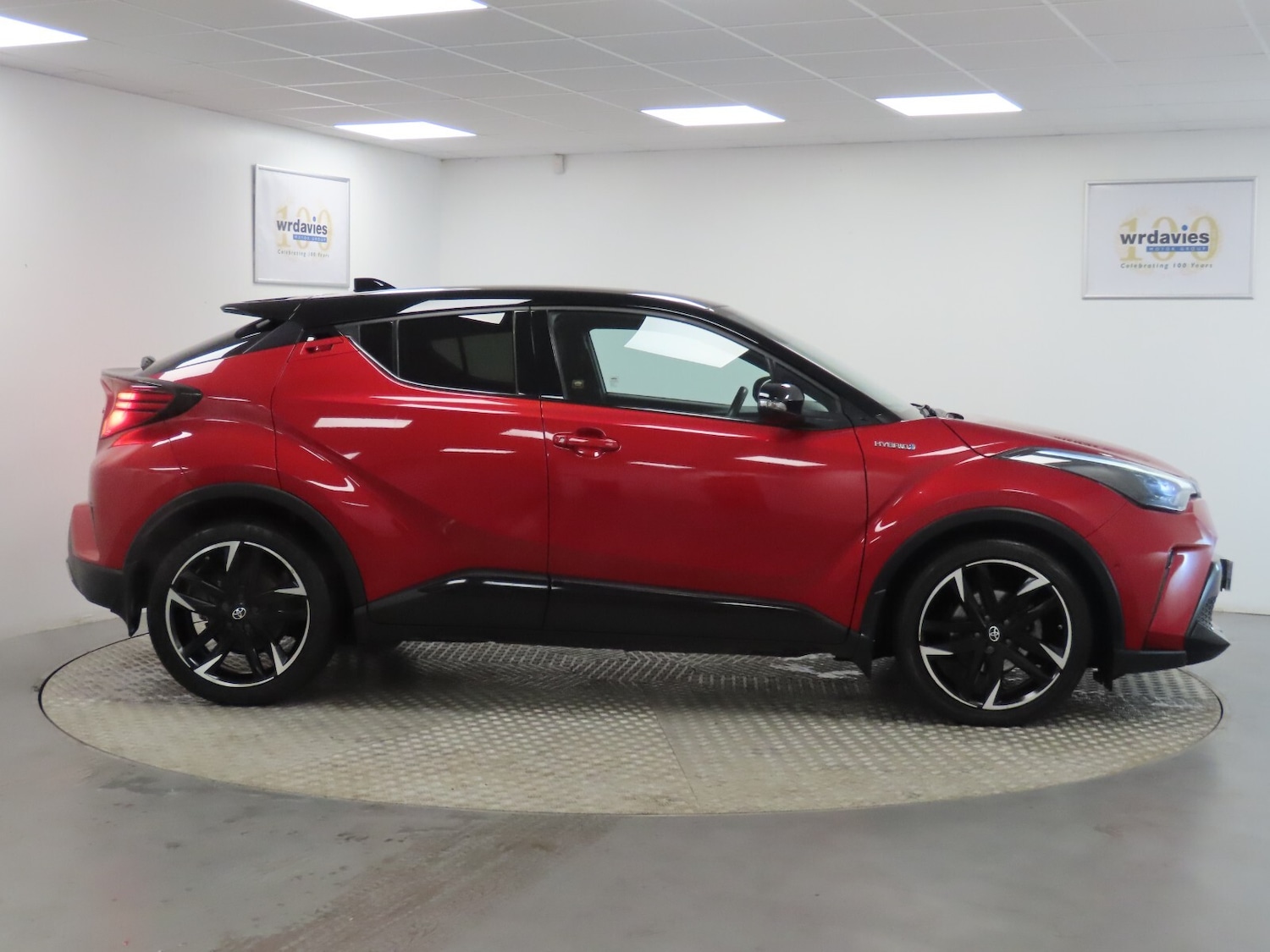 Used Toyota C-HR 2021 for sale - 76766182: Photo 8