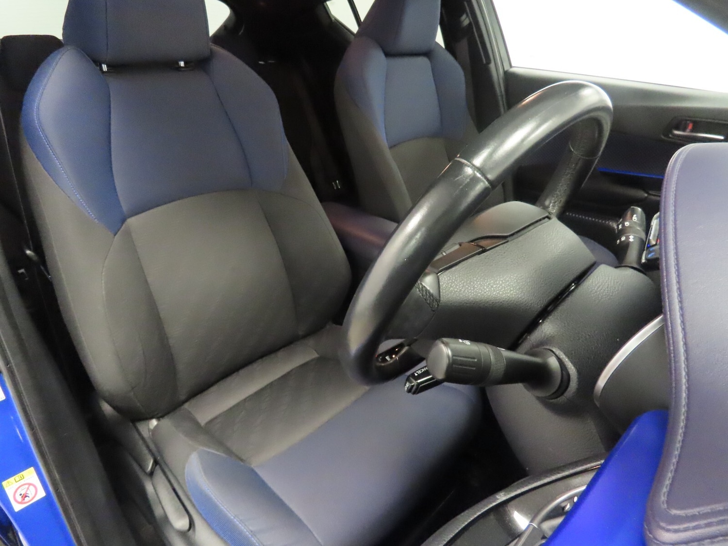 Used Toyota C-HR 2018 for sale - 77285619: Photo 16