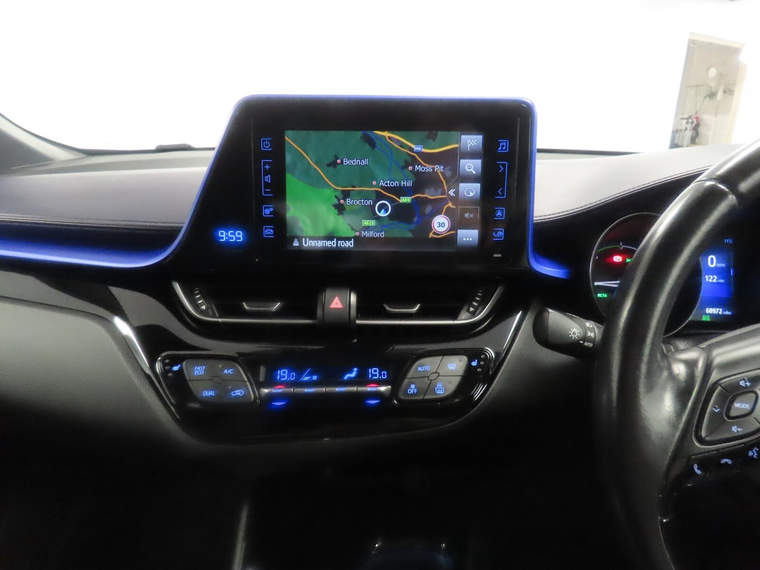 Used Toyota C-HR 2018 for sale - 77285619: Photo 23