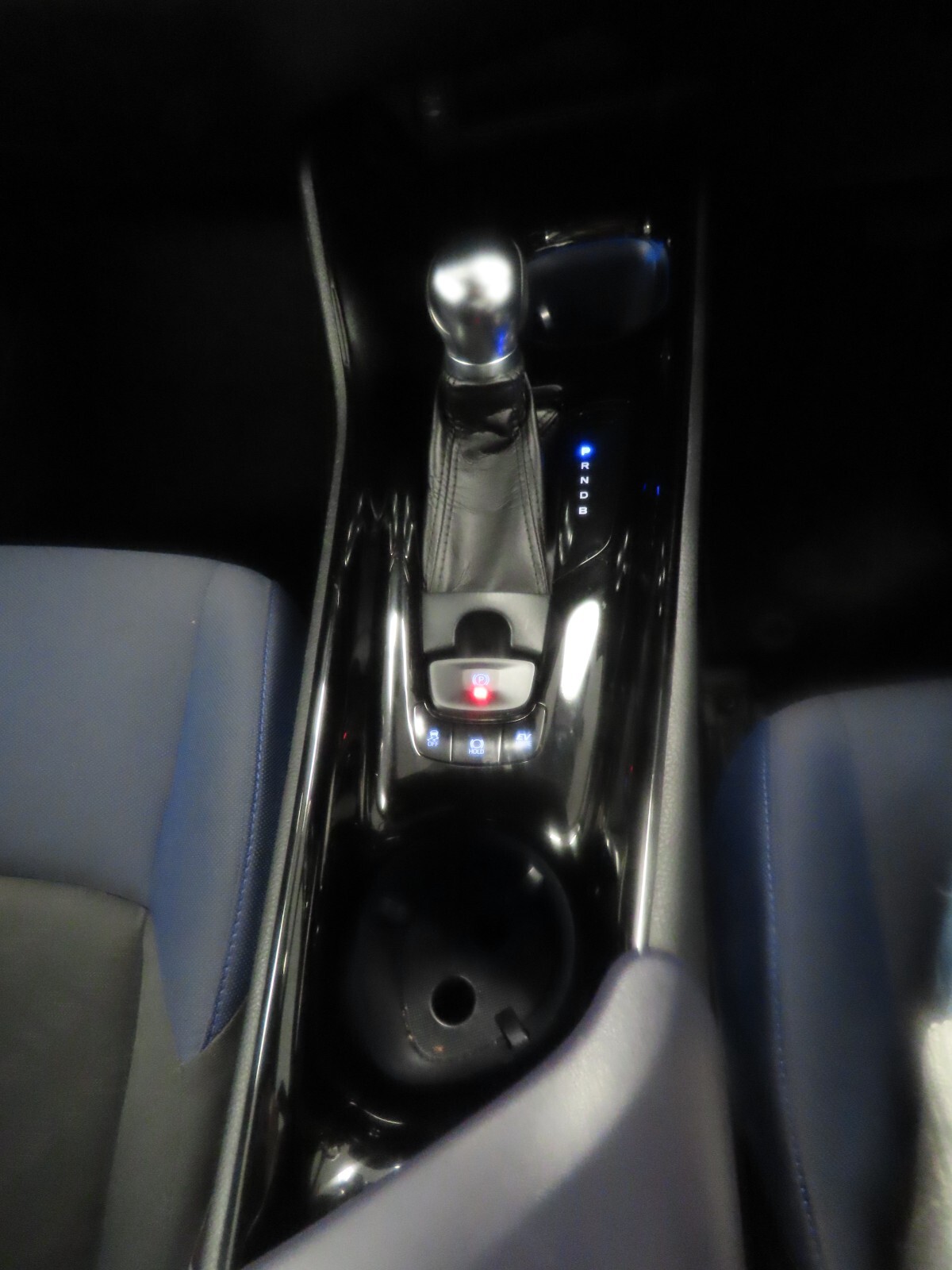 Used Toyota C-HR 2018 for sale - 77285619: Photo 27