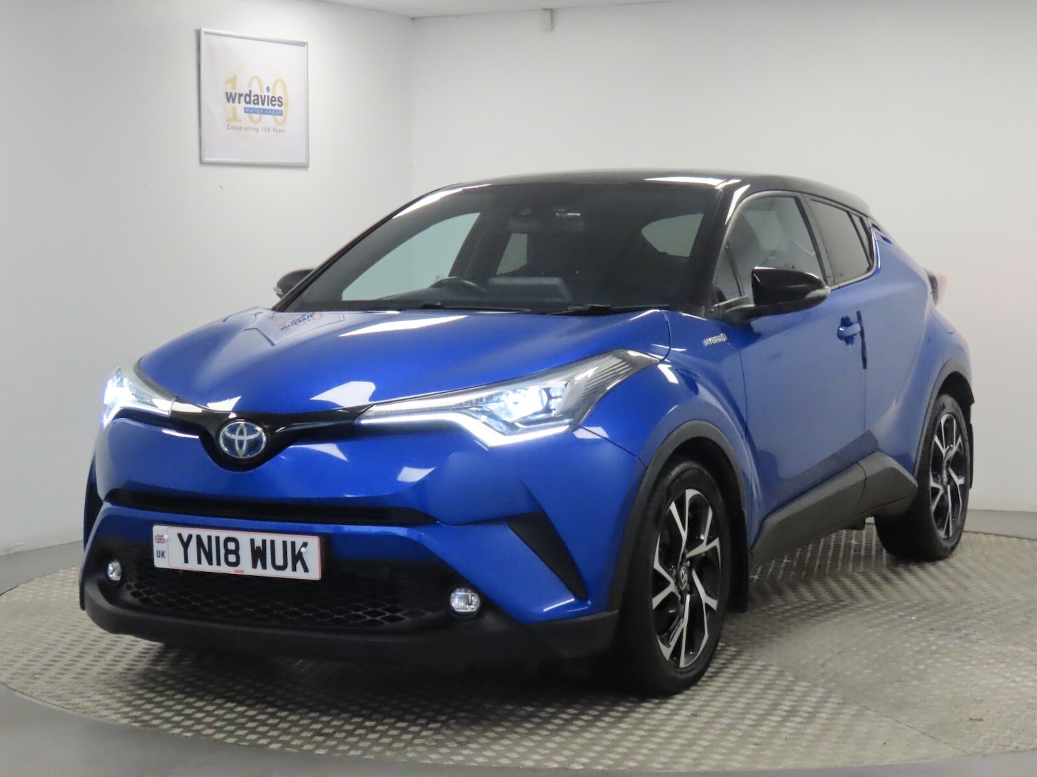 Used Toyota C-HR 2018 for sale - 77285619: Photo 3