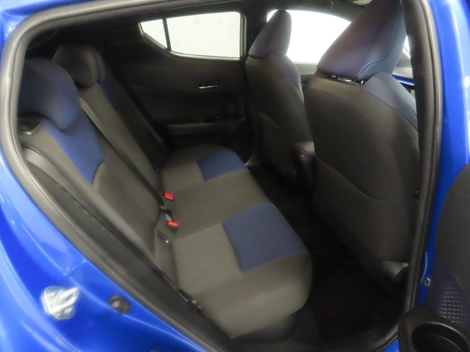 Used Toyota C-HR 2018 for sale - 77285619: Photo 31