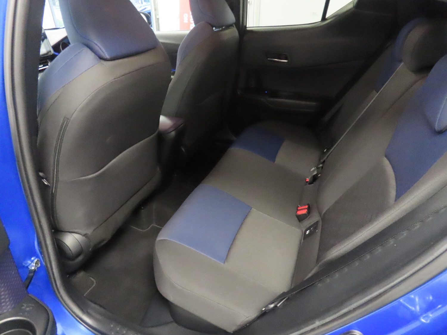 Used Toyota C-HR 2018 for sale - 77285619: Photo 35