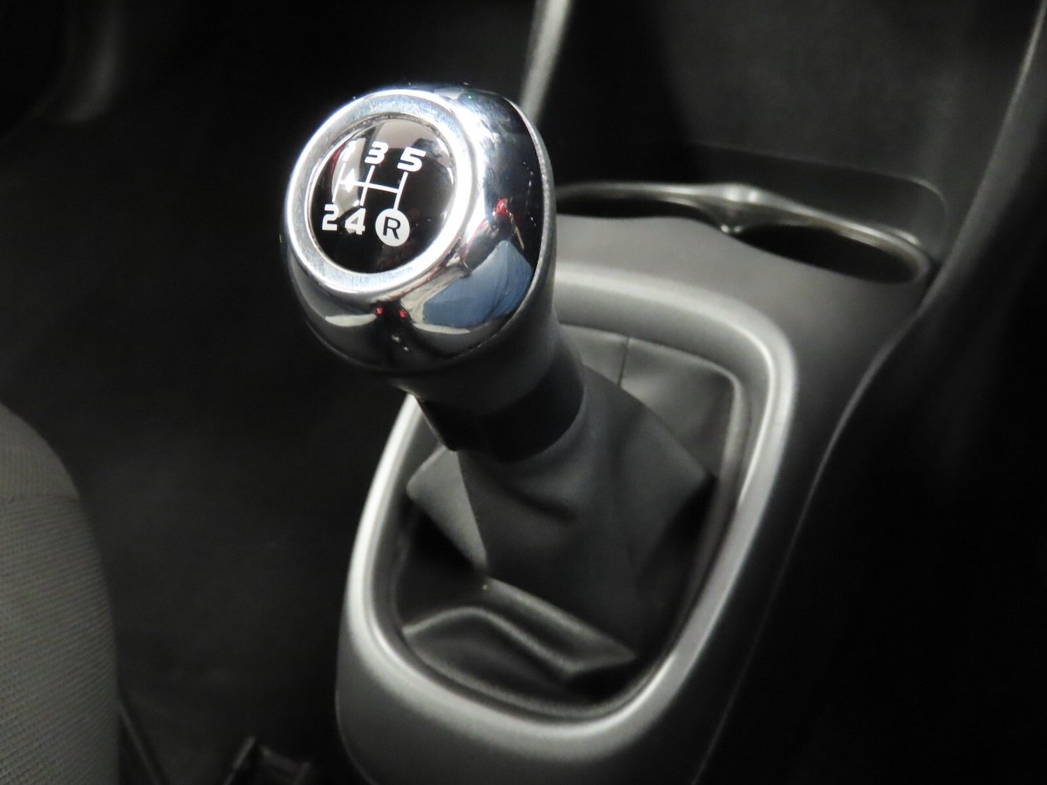 Used Toyota AYGO 2021 for sale - 77170430: Photo 24