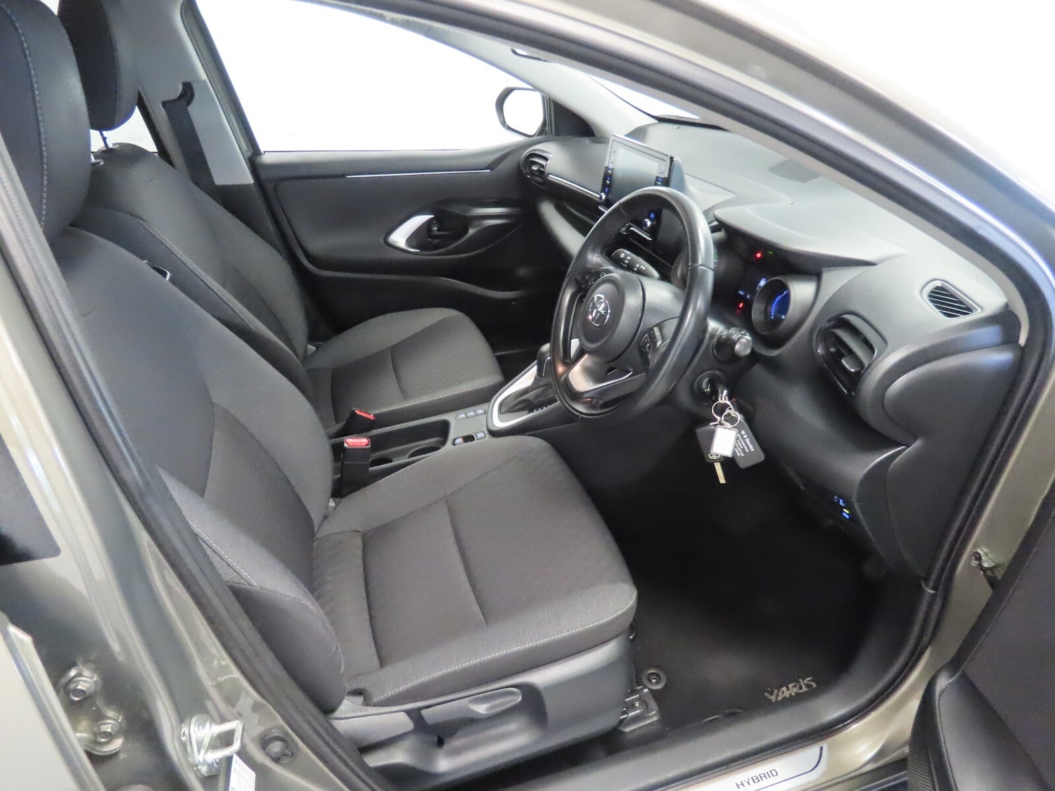 Used Toyota Yaris 2023 for sale - 77247942: Photo 15