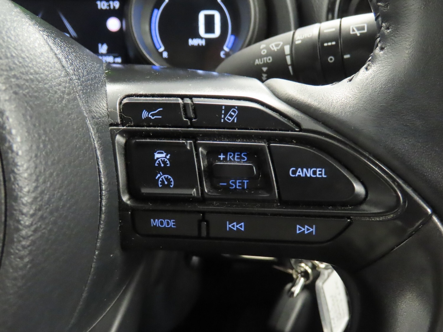 Used Toyota Yaris 2023 for sale - 77247942: Photo 19