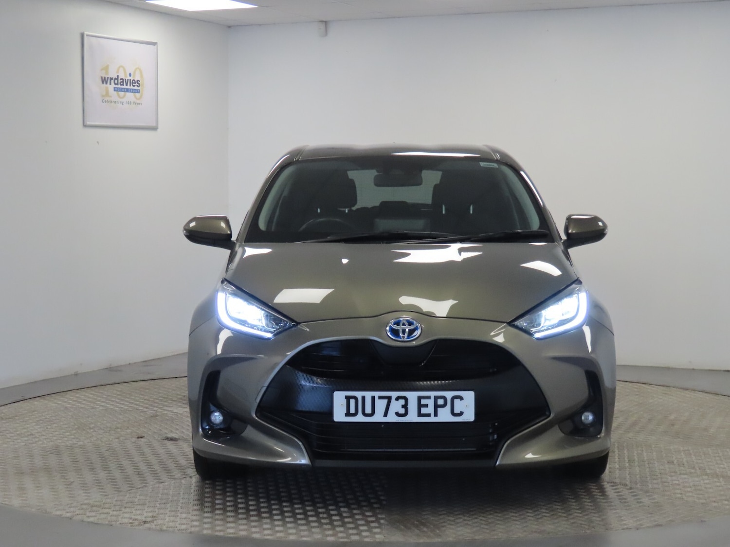 Used Toyota Yaris 2023 for sale - 77247942: Photo 2