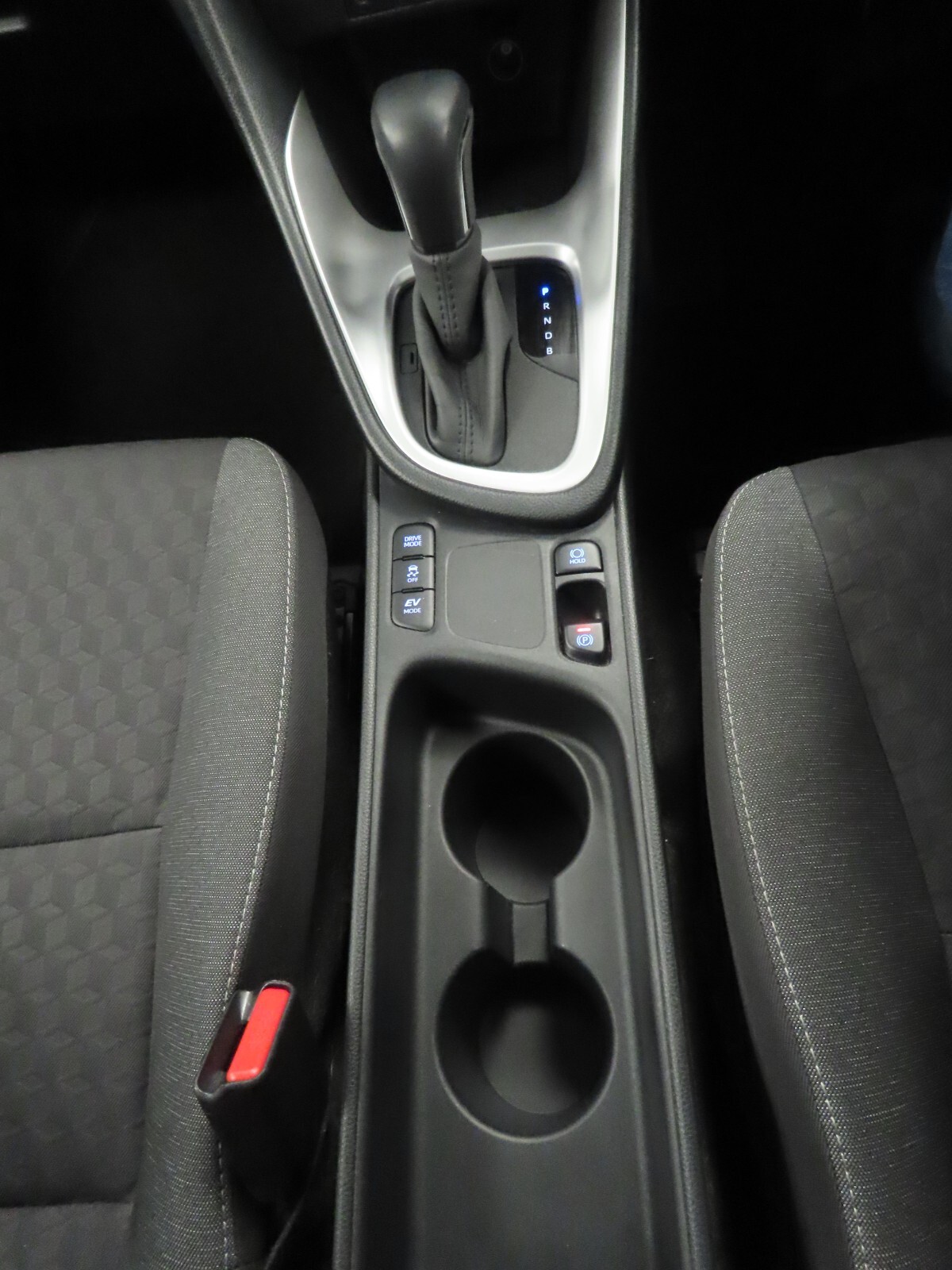 Used Toyota Yaris 2023 for sale - 77247942: Photo 27