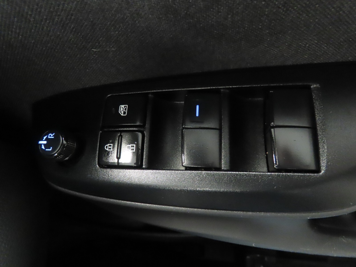 Used Toyota Yaris 2023 for sale - 77247942: Photo 29