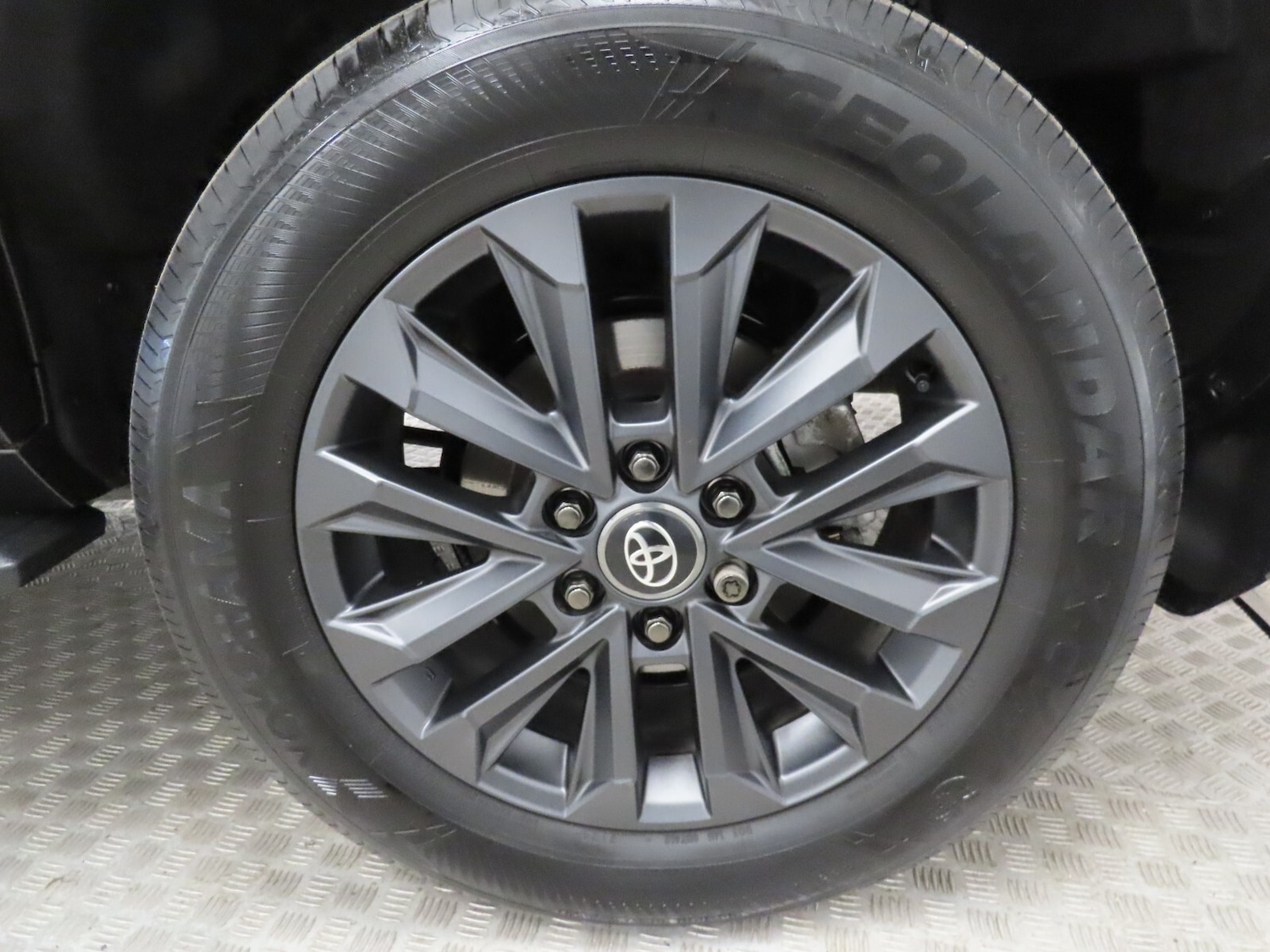 Used Toyota Land Cruiser 2024 for sale - 76960238: Photo 12