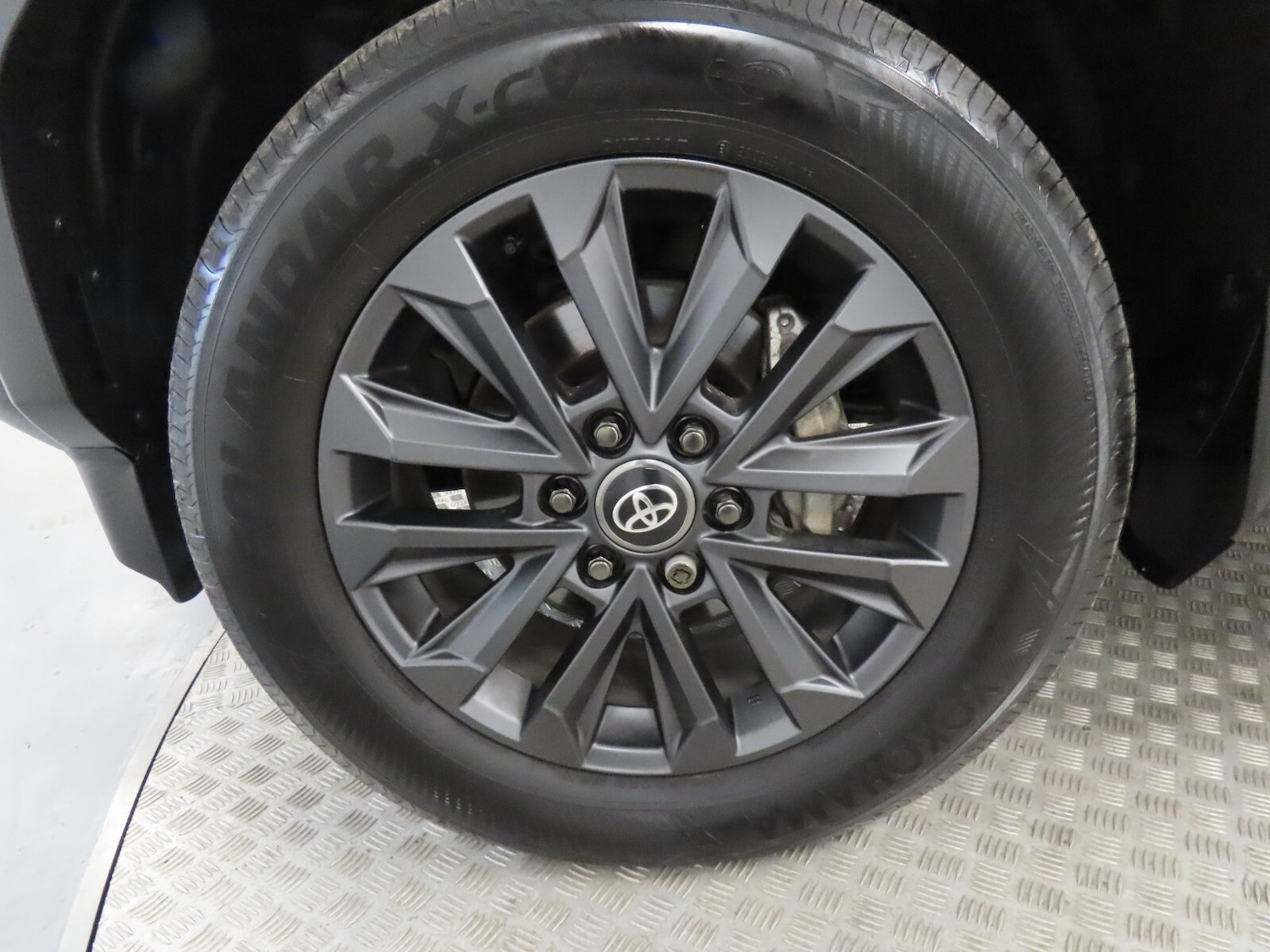 Used Toyota Land Cruiser 2024 for sale - 76960238: Photo 13