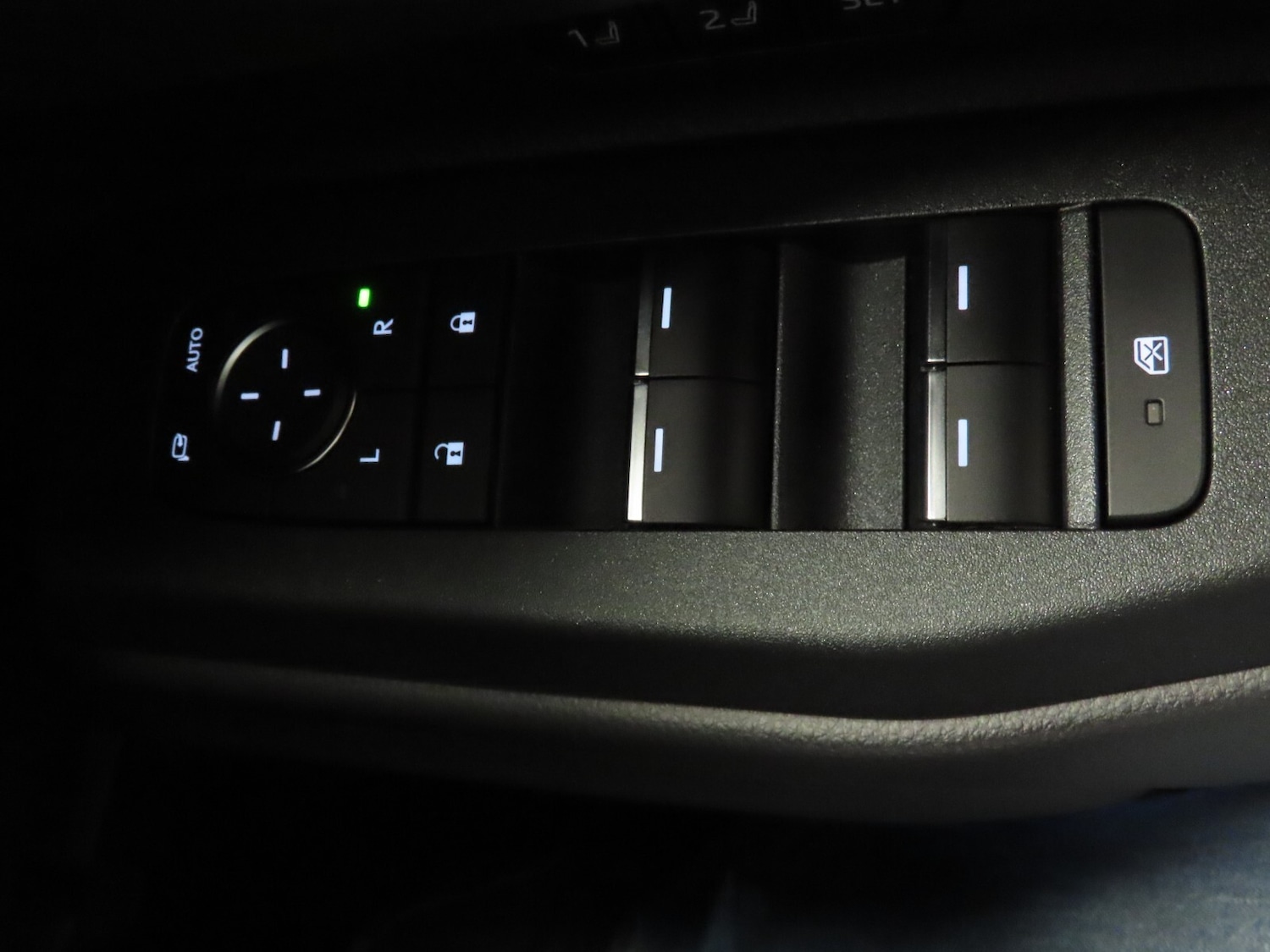 Used Toyota Land Cruiser 2024 for sale - 76960238: Photo 31