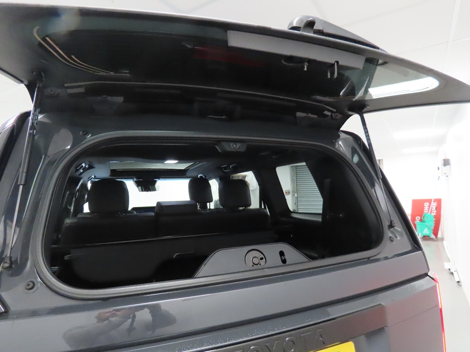 Used Toyota Land Cruiser 2024 for sale - 76960238: Photo 38