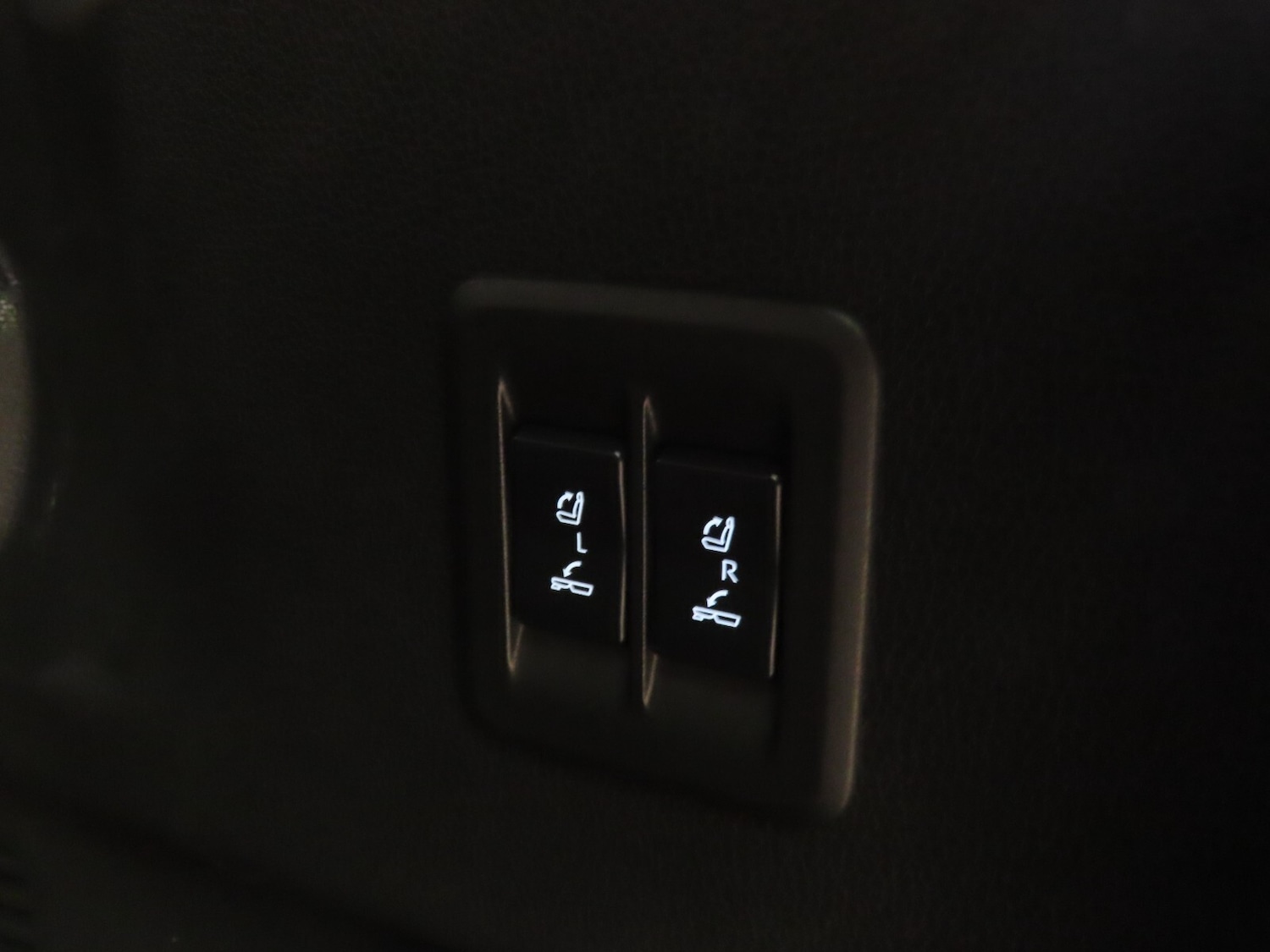 Used Toyota Land Cruiser 2024 for sale - 76960238: Photo 40