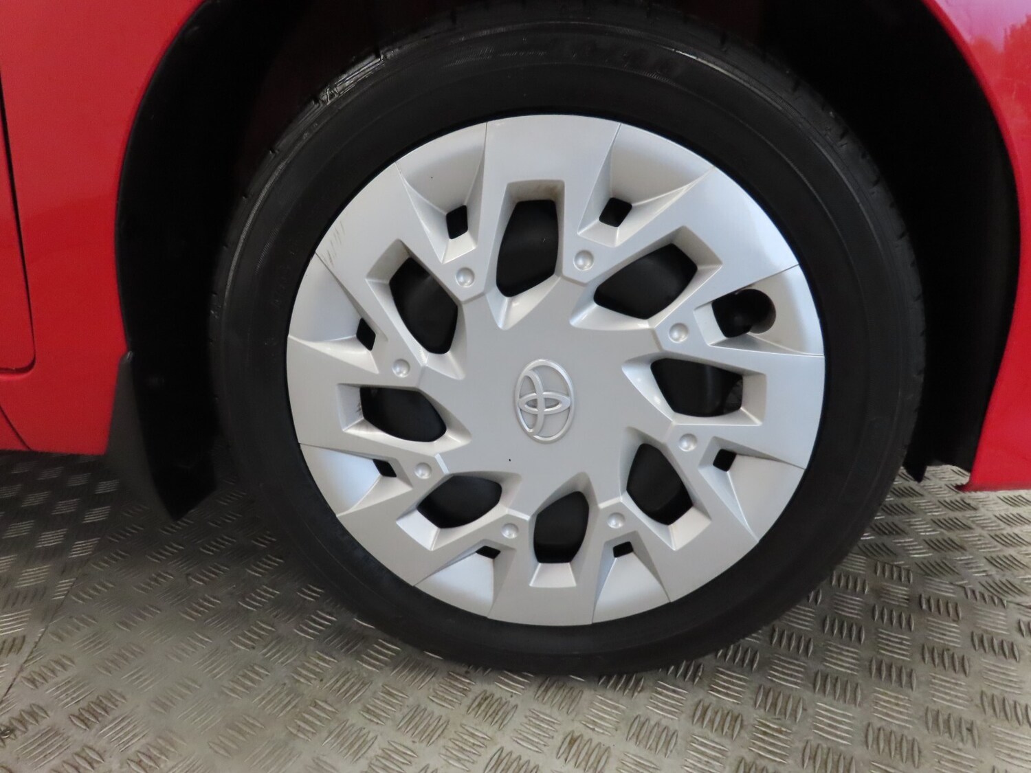 Used Toyota AYGO 2021 for sale - 76534052: Photo 10