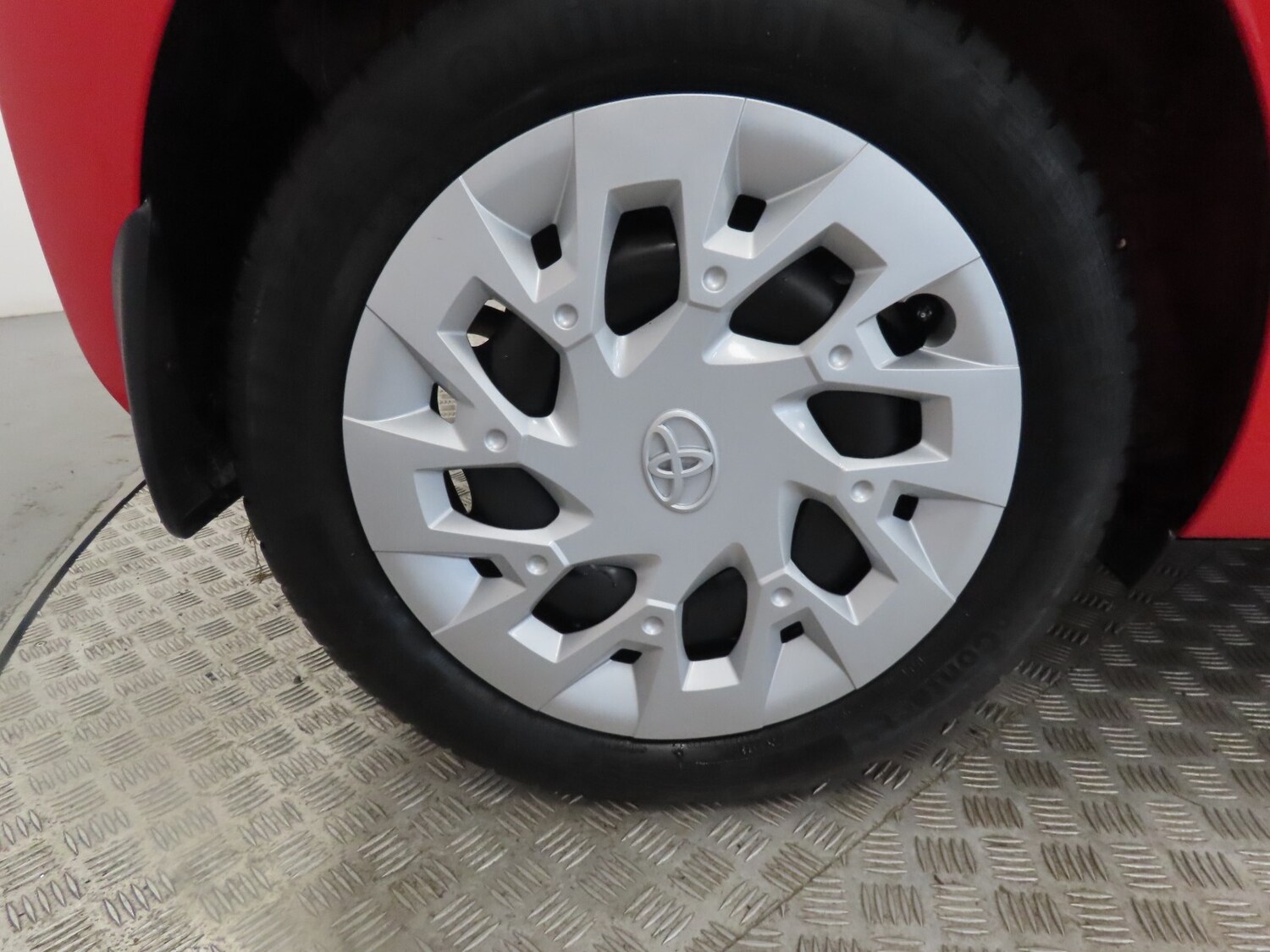 Used Toyota AYGO 2021 for sale - 76534052: Photo 11