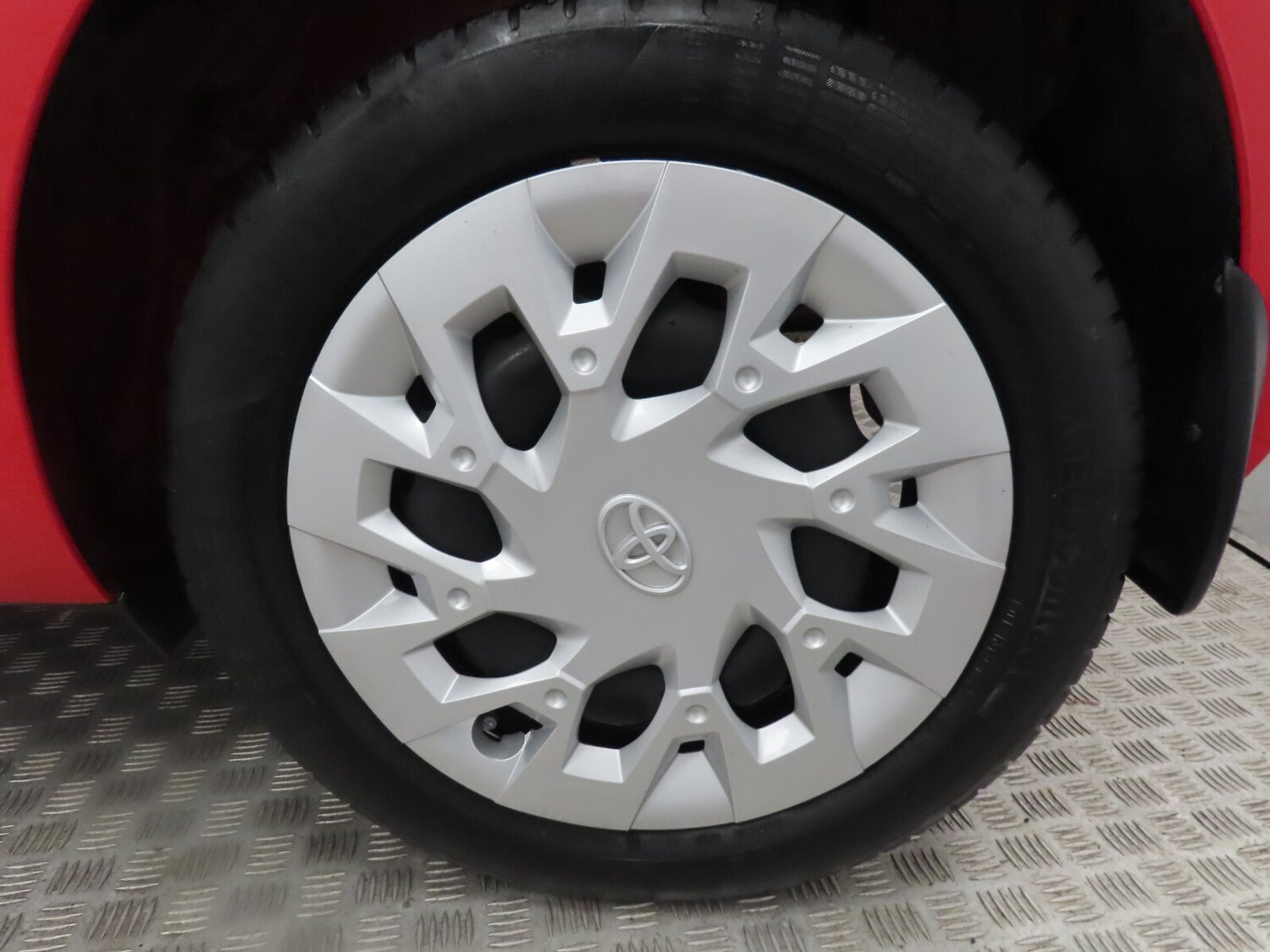 Used Toyota AYGO 2021 for sale - 76534052: Photo 12