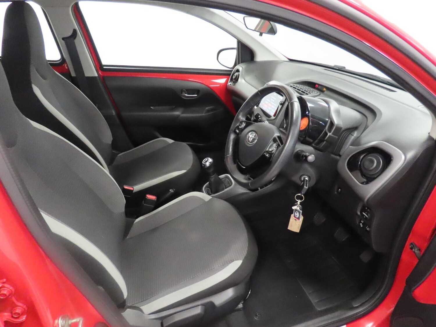 Used Toyota AYGO 2021 for sale - 76534052: Photo 14