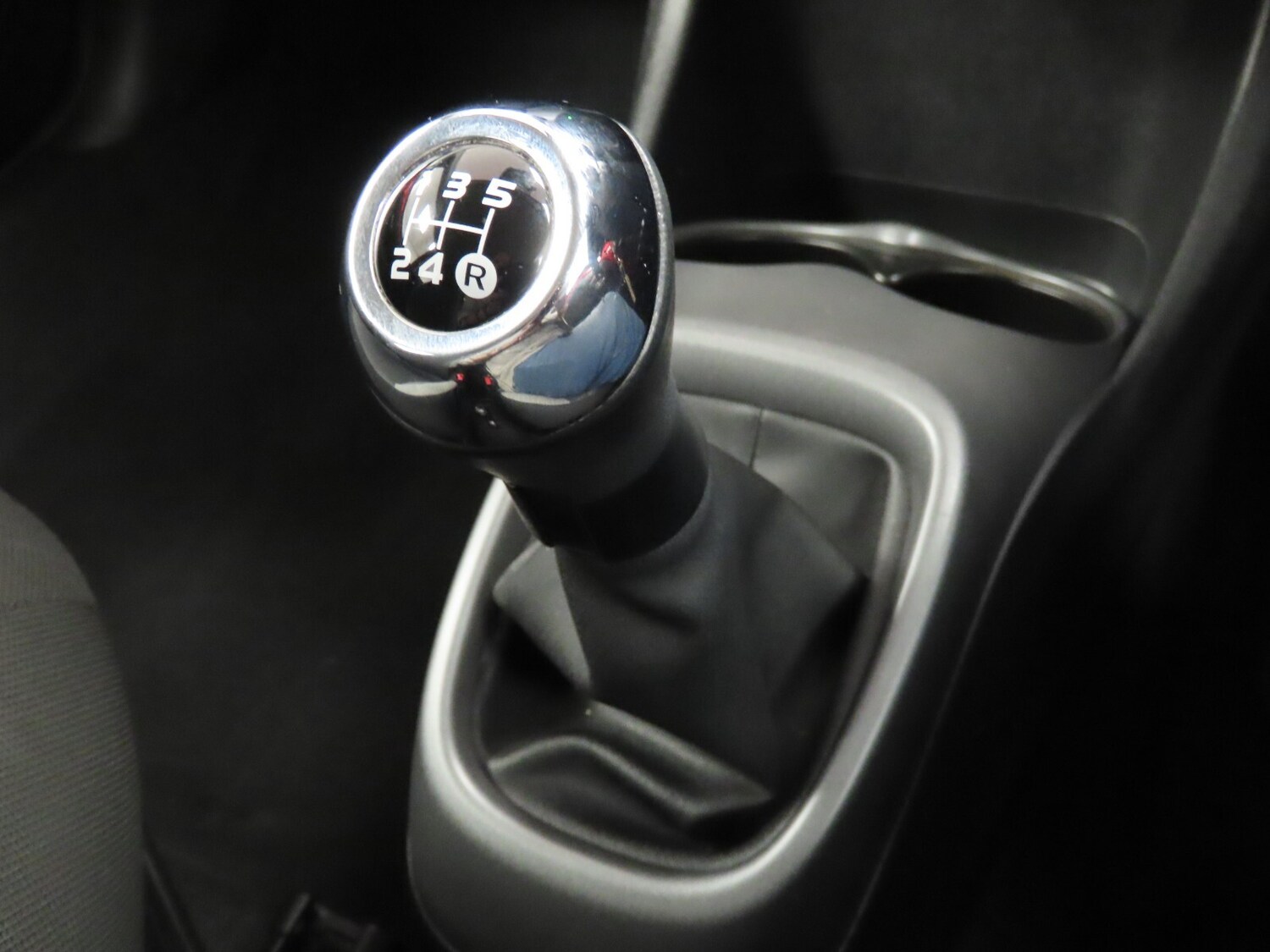 Used Toyota AYGO 2021 for sale - 76534052: Photo 24