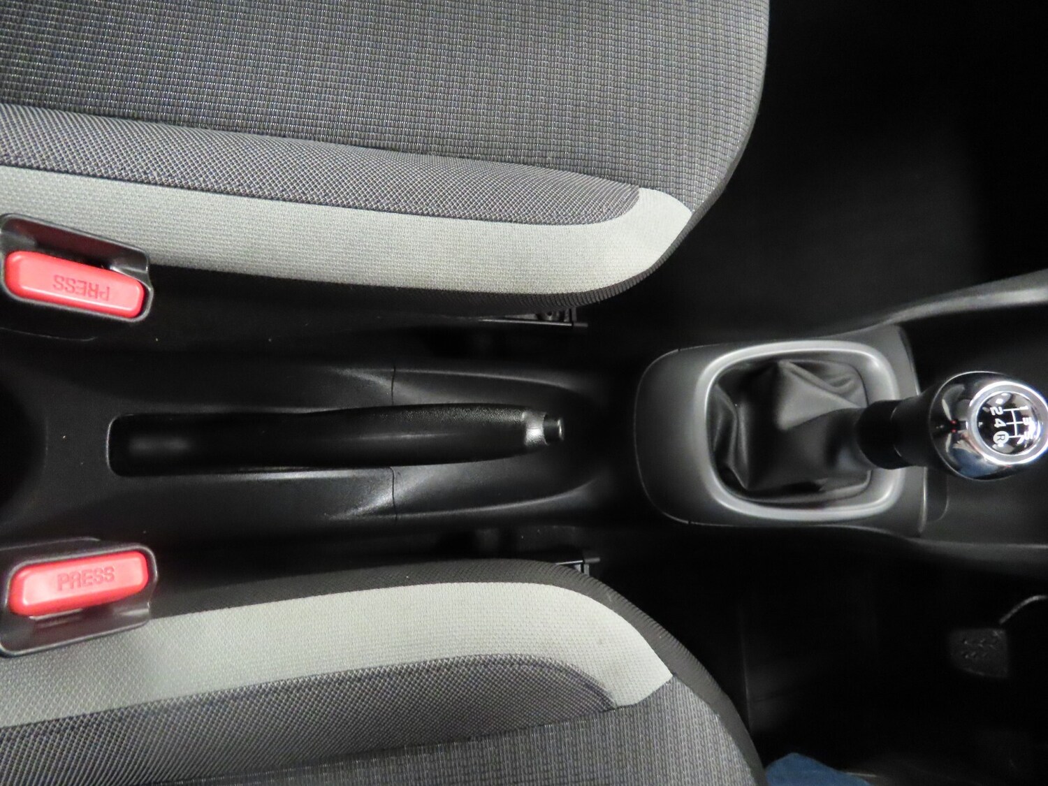 Used Toyota AYGO 2021 for sale - 76534052: Photo 25