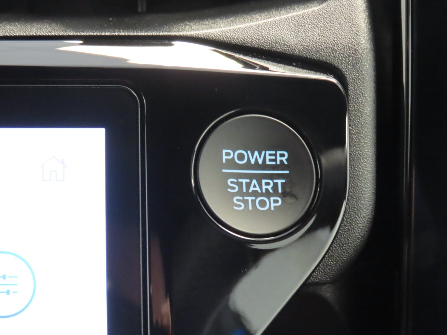 Used Ford Puma 2024 for sale - 76276260: Photo 21