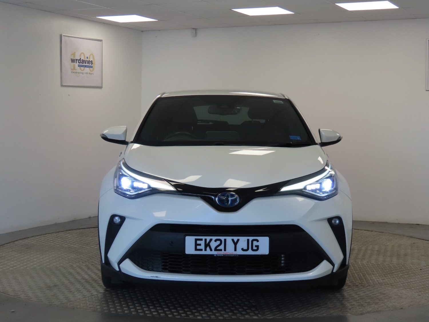 Used Toyota C-HR 2021 for sale - 76580063: Photo 2