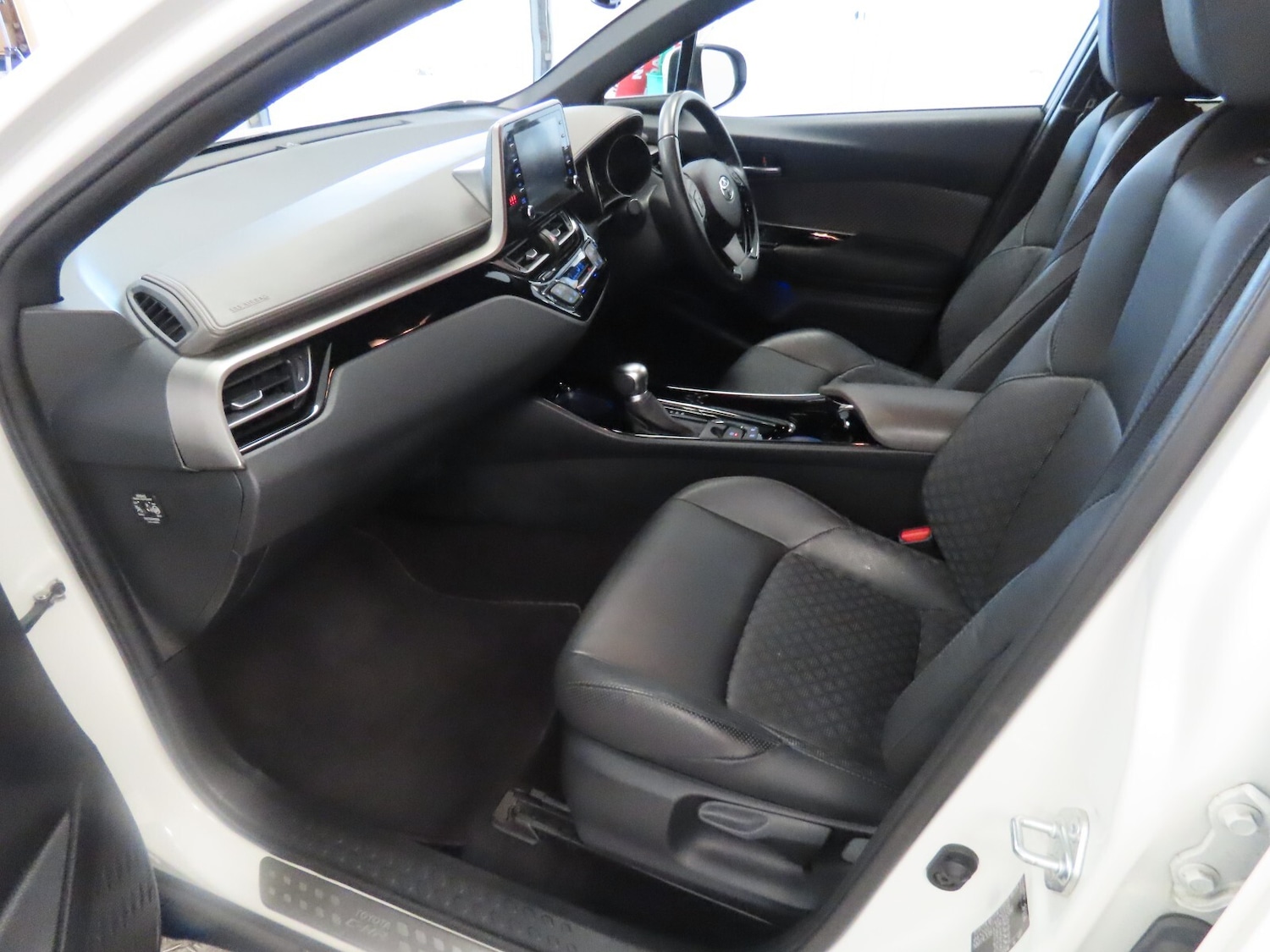 Used Toyota C-HR 2021 for sale - 76580063: Photo 37