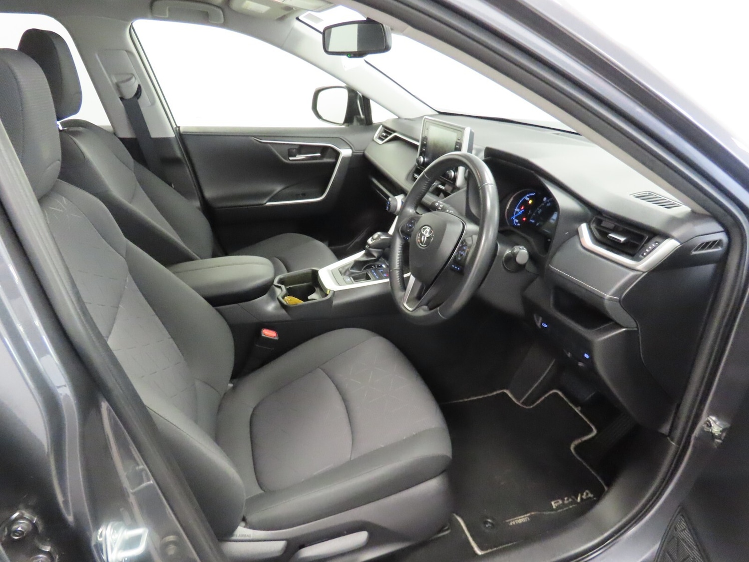 Used Toyota RAV4 2021 for sale - 77640664: Photo 15