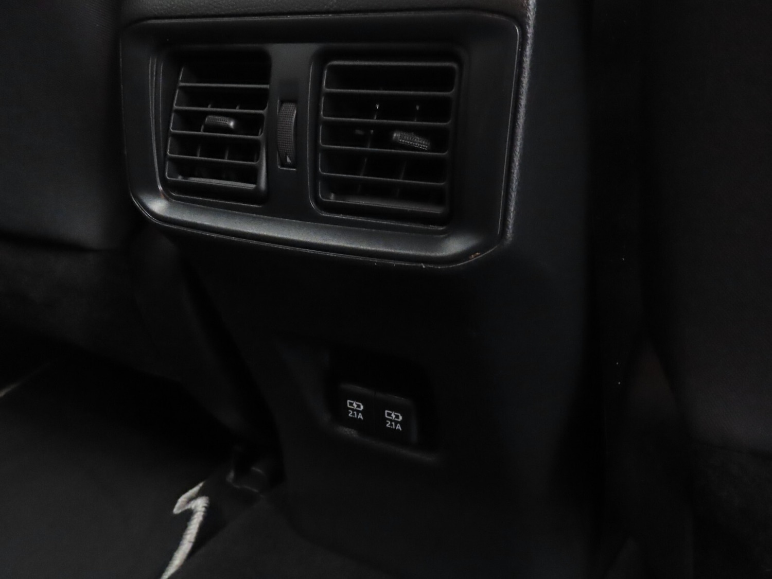 Used Toyota RAV4 2021 for sale - 77640664: Photo 34