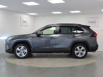 Used Toyota RAV4 2021 for sale - 77640664: Photo