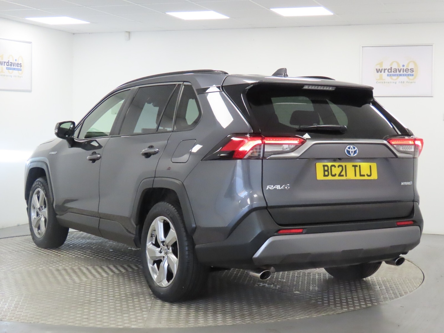 Used Toyota RAV4 2021 for sale - 77640664: Photo 5