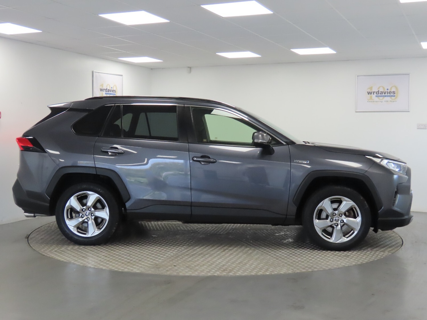 Used Toyota RAV4 2021 for sale - 77640664: Photo 8