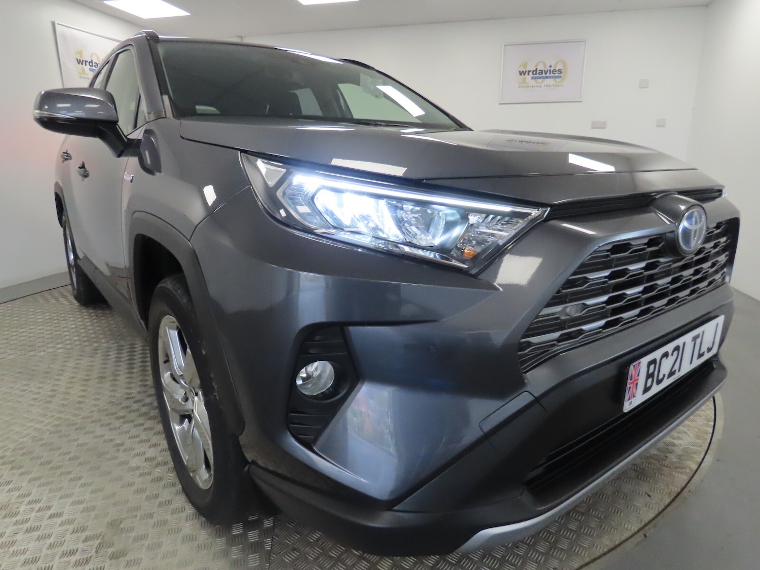 Used Toyota RAV4 2021 for sale - 77640664: Photo 9