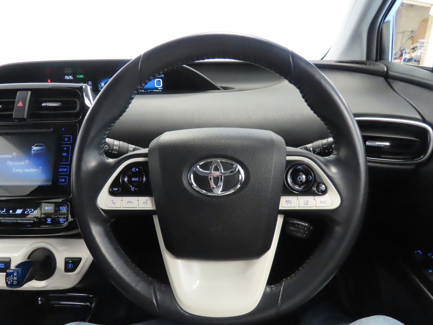 Used Toyota Prius 2017 for sale - 76580225: Photo 18